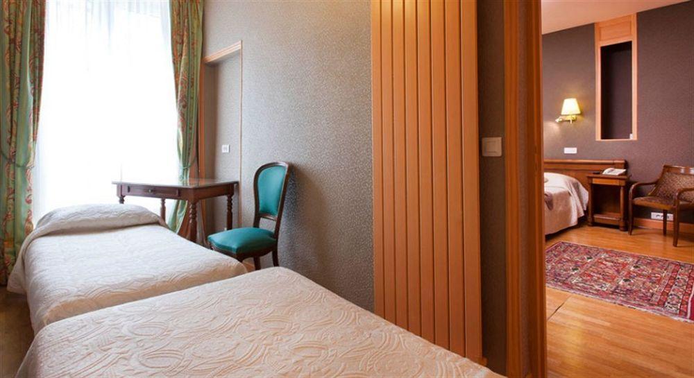 Hotel Du Palais Bourbon Παρίσι Εξωτερικό φωτογραφία